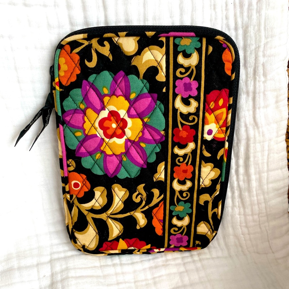 Vera Bradley Notebook/Reader Cover - image 1